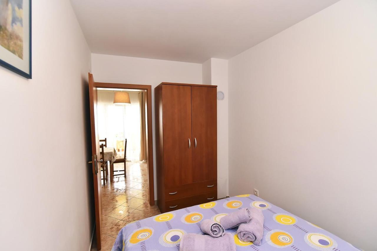 Apartments Luni II Baska  Bagian luar foto