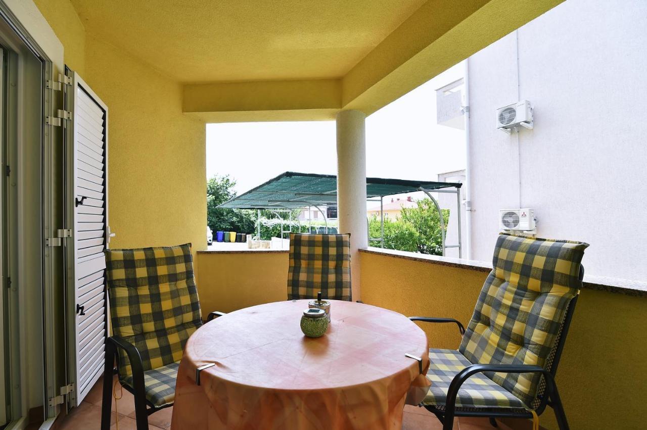 Apartments Luni II Baska  Bagian luar foto